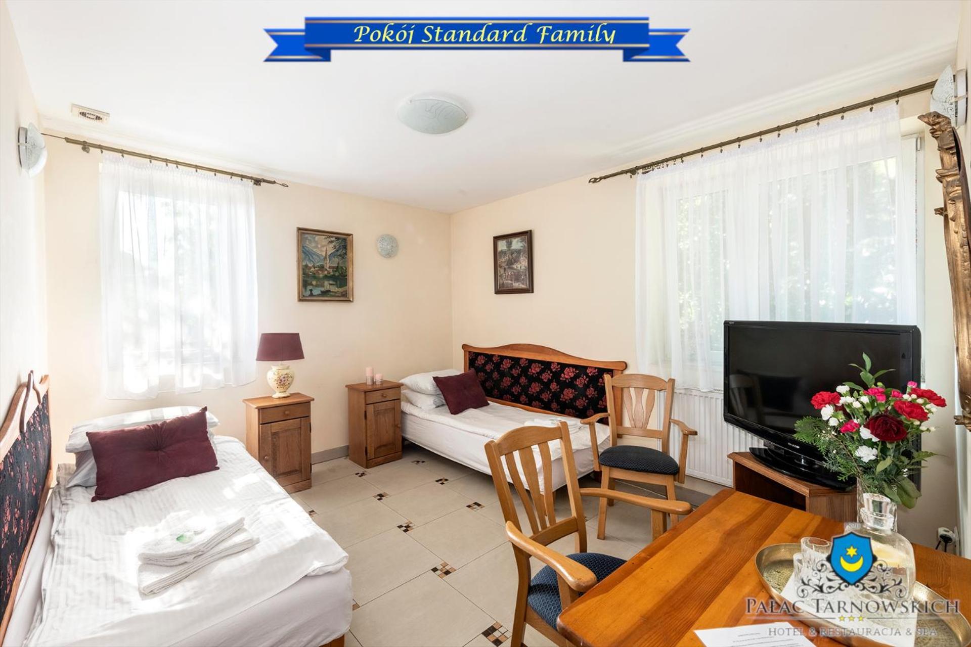 Palac Tarnowskich Hotel & Restauracja & Spa Ostrowiec Swietokrzyski Luaran gambar